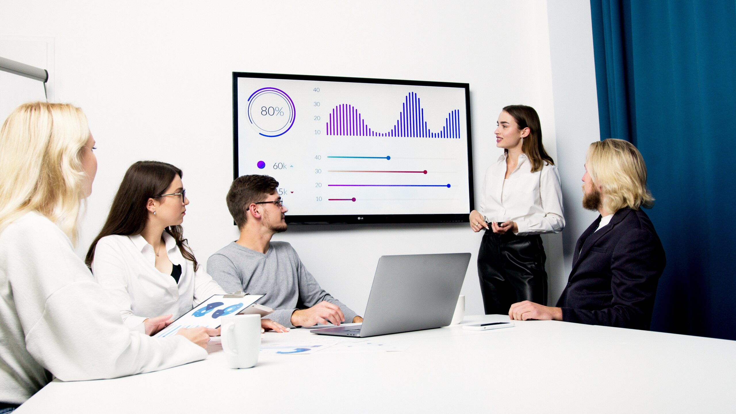 AI presentation timer features in PowerPoint slides